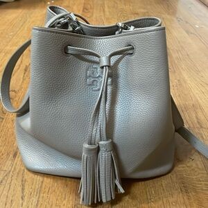 Tory Burch Gray/Putty Medium Bucket Bag with Adjustable Strap